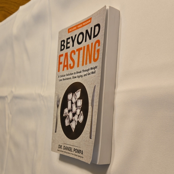 Beyond Fasting by Dr. Daniel Pompa, Pompa Program, Softcover Book - Picture 4 of 6